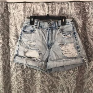 American Eagle mom shorts